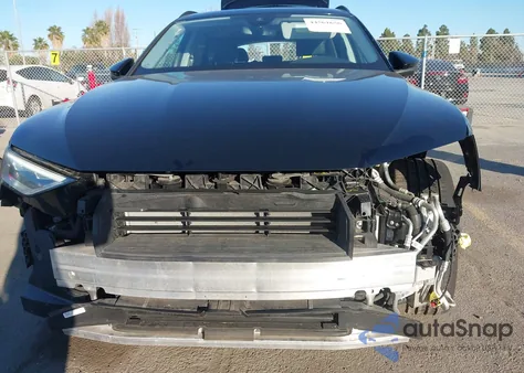 2022 Audi E-Tron Premium Quattro из США, поврежденный, VIN WA1AAAGE5NB026401